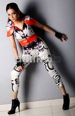 Jumpsuit Ketat Maia Estianty