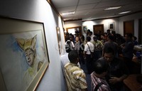 Mereka menuntut kejelasan gaji dengan mendatangi Kantor Pusat Merpati, Gedung Basarnas, Jakarta Pusat, Jumat (28/2/2014).