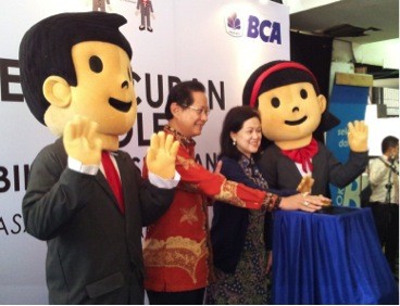 BCA Jadi Operator Pertama Mobil Edukasi Keuangan OJK, SiMOLEK