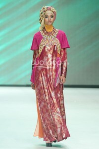 Toera Imara Cakrawala. Fashion Parade - Ethic Spiritual. Indonesia Fashion Week 2014 at Jakarta Convention Center. Senayan. Jakarta. [Foto: Mohammad Abduh/Wolipop]