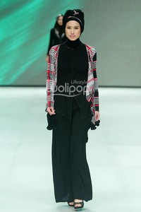 Misan Kopaka The Great Fusion. Fashion Parade - Ethic Spiritual. Indonesia Fashion Week 2014 at Jakarta Convention Center. Senayan. Jakarta. [Foto: Mohammad Abduh/Wolipop]