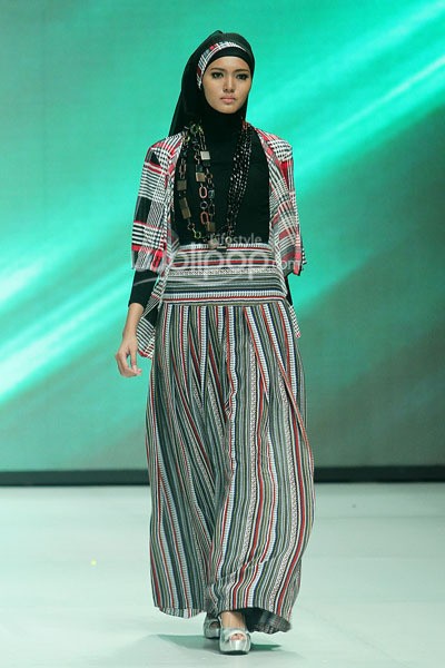 Misan Kopaka The Great Fusion. Fashion Parade - Ethic Spiritual. Indonesia Fashion Week 2014 at Jakarta Convention Center. Senayan. Jakarta. [Foto: Mohammad Abduh/Wolipop]