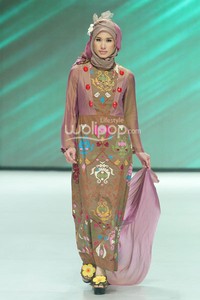 Nieta Hidayani Sophisticated Bali. Fashion Parade - Ethic Spiritual. Indonesia Fashion Week 2014 at Jakarta Convention Center. Senayan. Jakarta. [Foto: Mohammad Abduh/Wolipop]