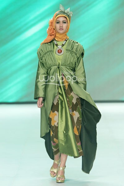 Nieta Hidayani Sophisticated Bali. Fashion Parade - Ethic Spiritual. Indonesia Fashion Week 2014 at Jakarta Convention Center. Senayan. Jakarta. [Foto: Mohammad Abduh/Wolipop]