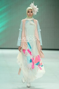 Nuniek Mawardi Canvasorium. Fashion Parade - Ethic Spiritual. Indonesia Fashion Week 2014 at Jakarta Convention Center. Senayan. Jakarta. [Foto: Mohammad Abduh/Wolipop]