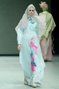 Nuniek Mawardi Canvasorium. Fashion Parade - Ethic Spiritual. Indonesia Fashion Week 2014 at Jakarta Convention Center. Senayan. Jakarta. [Foto: Mohammad Abduh/Wolipop]