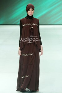 Sukriyah Reborn 29 The Culture of Nature. Fashion Parade Ethic Spiritual. Indonesia Fashion Week 2014 at Jakarta Convention Center. Senayan. Jakarta. [Foto: Mohammad Abduh/Wolipop]