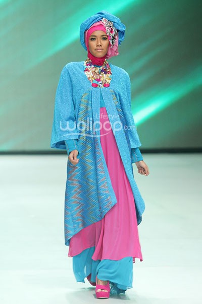 Toera Imara Cakrawala. Fashion Parade - Ethic Spiritual. Indonesia Fashion Week 2014 at Jakarta Convention Center. Senayan. Jakarta. [Foto: Mohammad Abduh/Wolipop]