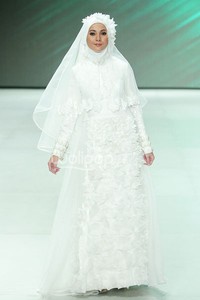 Tuty Adib Kirei. Fashion Parade Ethic Spiritual. Indonesia Fashion Week 2014 at Jakarta Convention Center. Senayan. Jakarta. [Foto: Mohammad Abduh/Wolipop]