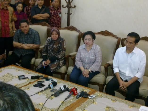 Datang Bareng Jokowi di Surabaya, Mega Bicara Soal Risma dan Whisnu