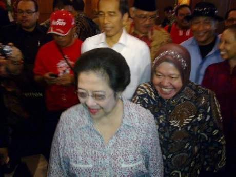 Jokowi: Risma dan Wawali Whisnu Sudah Rukun Banget