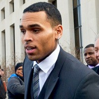 Mudah Lakukan Kekerasan, Chris Brown Ternyata Mengidap Masalah Mental