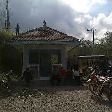 Warga Banyak Berdatangan, Polisi Tutup Akses Jalan ke Kelud