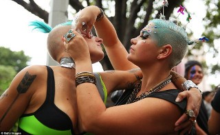 Serunya Parade Gay dan Lesbian Mardi Gras di Sydney