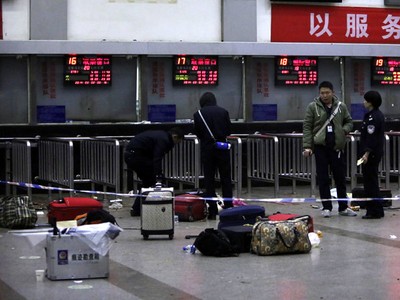 27 Tewas Akibat Teroris Berpedang di China 