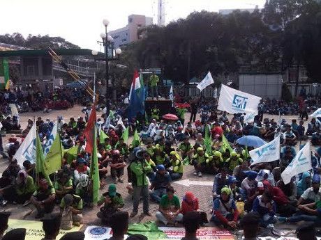 bpjs operasi dicover Jamsostek, Gatot 500 Masuk Lalin Parkiran ke Buruh Jl
