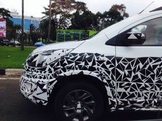 Chevrolet Spin Anyar Nongol di Jalanan Serpong