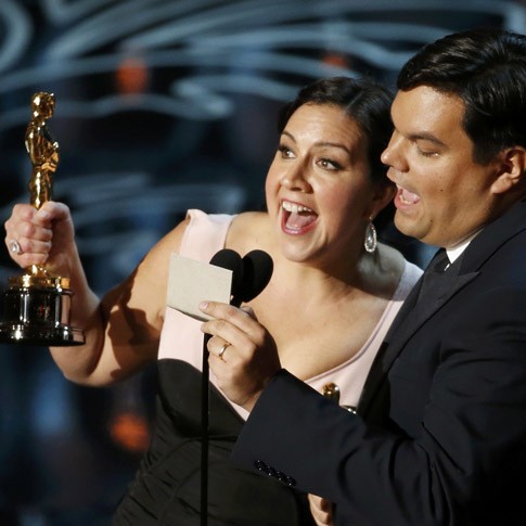 Lagu Frozen Kalahkan U2 dan Pharell Williams