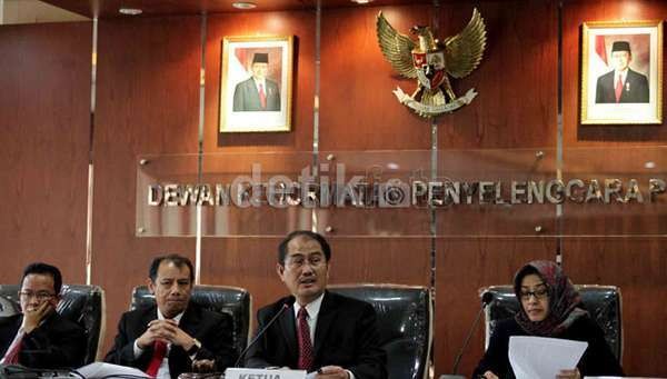 DKPP Pecat Ketua KPU Maluku Terkait Pilgub