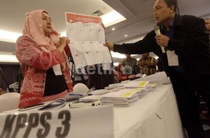 Begini Cara Menghitung Harga Satu Kursi di DPR