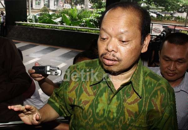 Ditanya Soal Status Sutan Bhatoegana, Busyro: Masih Anggota DPR