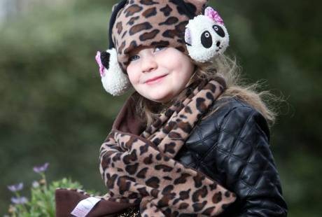 Alergi Dingin Parah, Air Kolam Renang dan Es Krim Bisa Menyakiti Bocah Ini