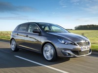 Peugeot 308 mengalahkan mobil-mobil seperti Audi A3, BMW 4-SeriesBMW i3, Cadillac CTS, Citroen C4 Picasso, Ford Fusion/Mondeo, Infiniti Q50, Jeep Cherokee, Lexus IS, Mazda3, dan Skoda Octavia.