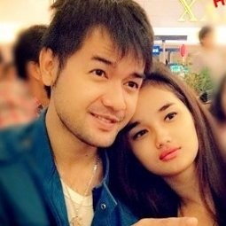 Kemesraan Pasangan Suami-Istri Faby Marcelia dan Revand Narya