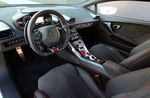 Lamborghini Huracan Meluncur