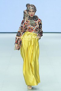 Itang Yunasz Occident Orient Revealing Innocence. Indonesia Fashion Week 2014 at Jakarta Convention Center. Senayan. Jakarta. [Foto: Mohammad Abduh/Wolipop]