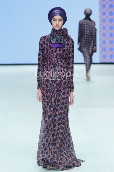 Itang Yunasz Occident Orient Revealing Innocence. Indonesia Fashion Week 2014 at Jakarta Convention Center. Senayan. Jakarta. [Foto: Mohammad Abduh/Wolipop]