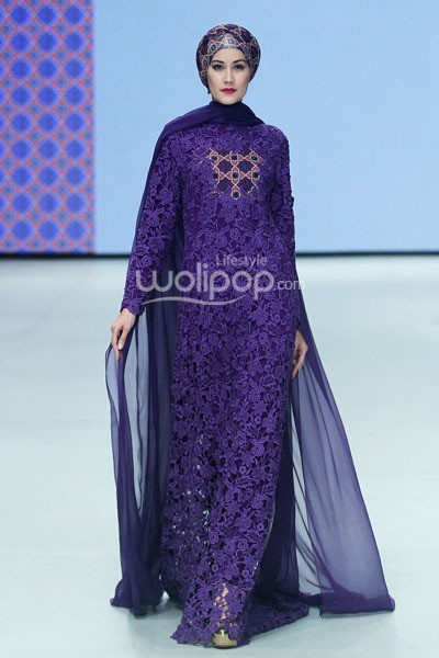 Itang Yunasz Occident Orient Revealing Innocence. Indonesia Fashion Week 2014 at Jakarta Convention Center. Senayan. Jakarta. [Foto: Mohammad Abduh/Wolipop]