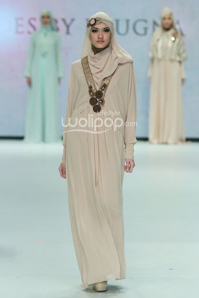 Monika Jufry Graceful Elegance Revealing Innocence. Indonesia Fashion Week 2014 at Jakarta Convention Center. Senayan. Jakarta. [Foto: Mohammad Abduh/Wolipop]