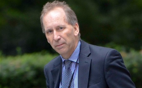 Terjerat Pornografi Anak, Ajudan Senior PM Inggris Mengundurkan Diri