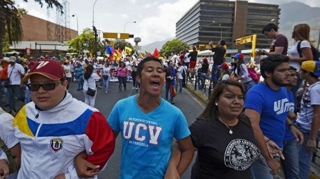 Ribuan Demonstran Venezuela Kembali Protes Kebijakan Maduro