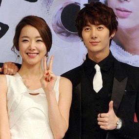 Manajemen Kini Bantah Kim Hyung Jun SS501 dan So Yi Hyun Pacaran