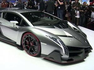 Repotnya Memarkir Mobil Termahal Dunia