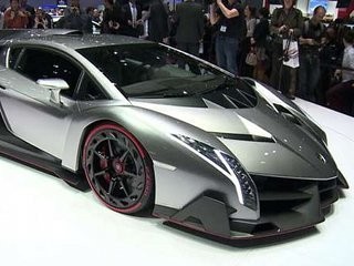 Repotnya Memarkir Mobil Termahal Dunia