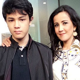 Di Dompet Shawn Ada Foto Andi Soraya