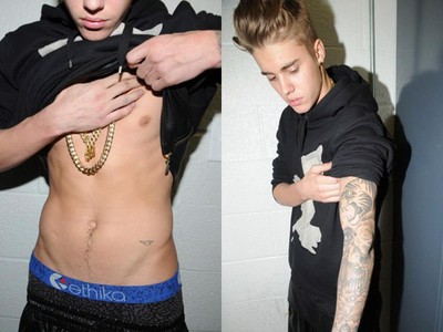 Justin Bieber Pamer Tato di Depan Polisi