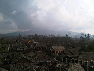 Menag Bantu Perbaiki Rumah Ibadah dan Ponpes yang Rusak Akibat Erupsi Kelud