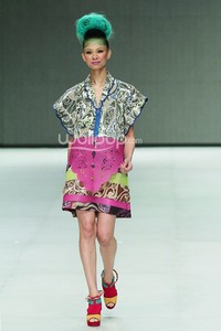 Radin by Lenny Agustin EDGY PHILOSOPHY.  Indonesia Fashion Week 2014 at Jakarta Convention Center. Senayan. Jakarta. [Foto: Mohammad Abduh/Wolipop]