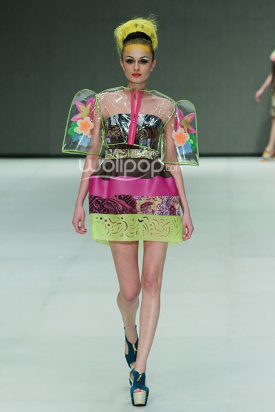 Radin by Lenny Agustin EDGY PHILOSOPHY.  Indonesia Fashion Week 2014 at Jakarta Convention Center. Senayan. Jakarta. [Foto: Mohammad Abduh/Wolipop]