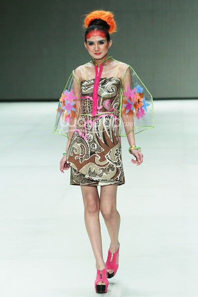 Radin by Lenny Agustin EDGY PHILOSOPHY.  Indonesia Fashion Week 2014 at Jakarta Convention Center. Senayan. Jakarta. [Foto: Mohammad Abduh/Wolipop]