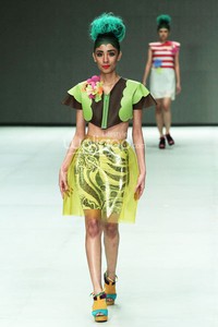 Radin by Lenny Agustin EDGY PHILOSOPHY.  Indonesia Fashion Week 2014 at Jakarta Convention Center. Senayan. Jakarta. [Foto: Mohammad Abduh/Wolipop]
