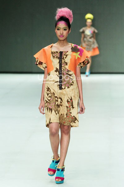 Radin by Lenny Agustin EDGY PHILOSOPHY.  Indonesia Fashion Week 2014 at Jakarta Convention Center. Senayan. Jakarta. [Foto: Mohammad Abduh/Wolipop]