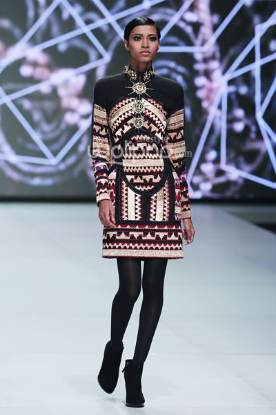 Priyo Oktaviano Couture 2014 HERO. EDGY PHILOSOPHY. Indonesia Fashion Week 2014 at Jakarta Convention Center. Senayan. Jakarta. [Foto: Mohammad Abduh/Wolipop]