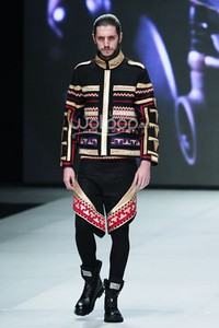 Priyo Oktaviano Couture 2014 HERO. EDGY PHILOSOPHY. Indonesia Fashion Week 2014 at Jakarta Convention Center. Senayan. Jakarta. [Foto: Mohammad Abduh/Wolipop]