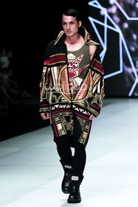 Priyo Oktaviano Couture 2014 HERO. EDGY PHILOSOPHY. Indonesia Fashion Week 2014 at Jakarta Convention Center. Senayan. Jakarta. [Foto: Mohammad Abduh/Wolipop]