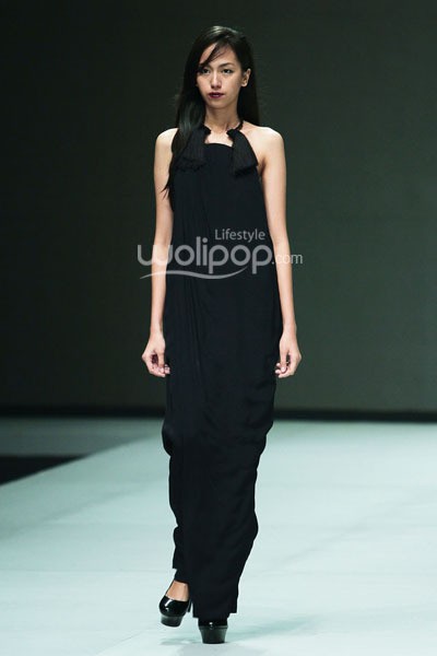 Sapto Djojokartiko EDGY PHILOSOPHY.  Indonesia Fashion Week 2014 at Jakarta Convention Center. Senayan. Jakarta. [Foto: Mohammad Abduh/Wolipop]